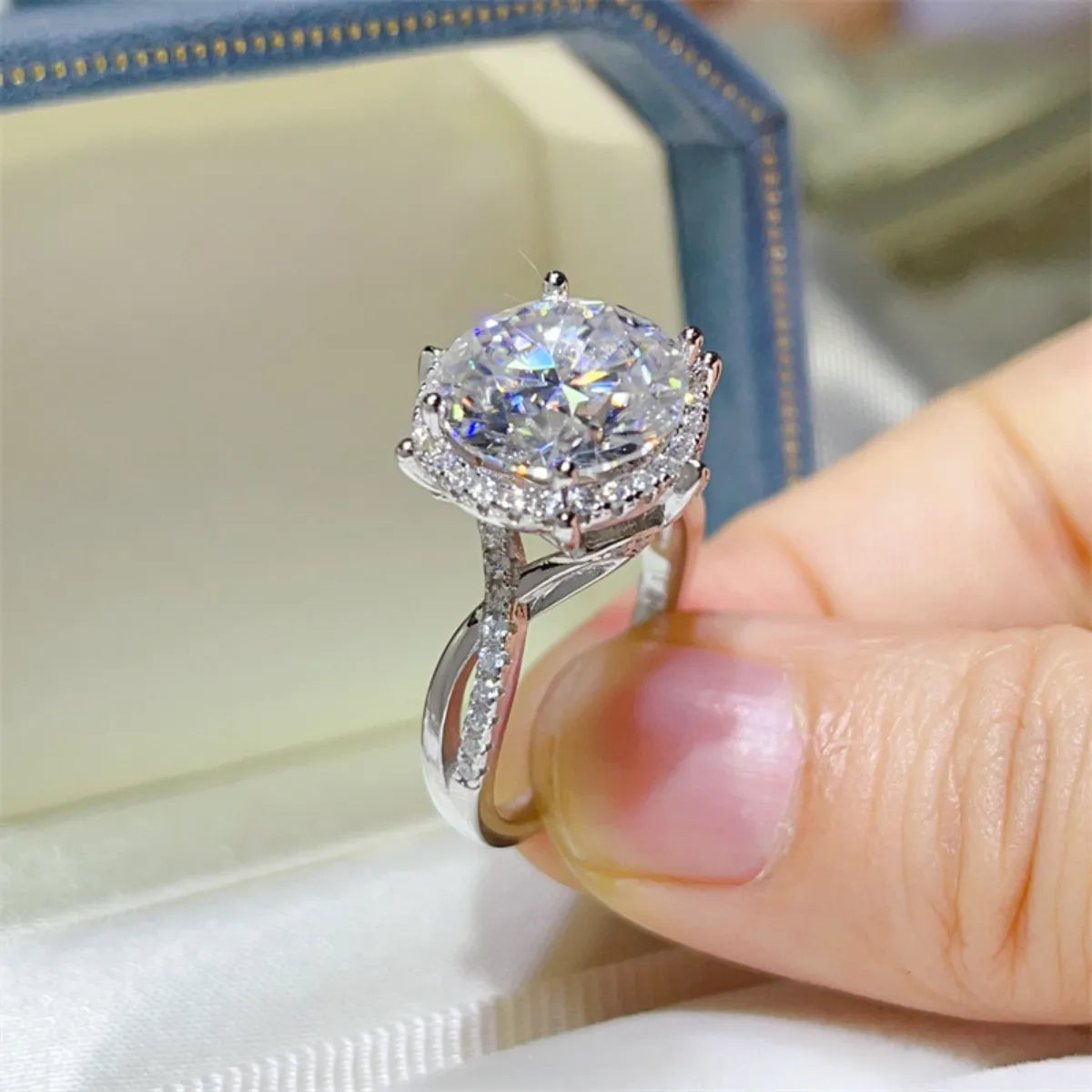 5 Carat Round Cut Moissanite Engagement Ring - Grace Beauty H&C
