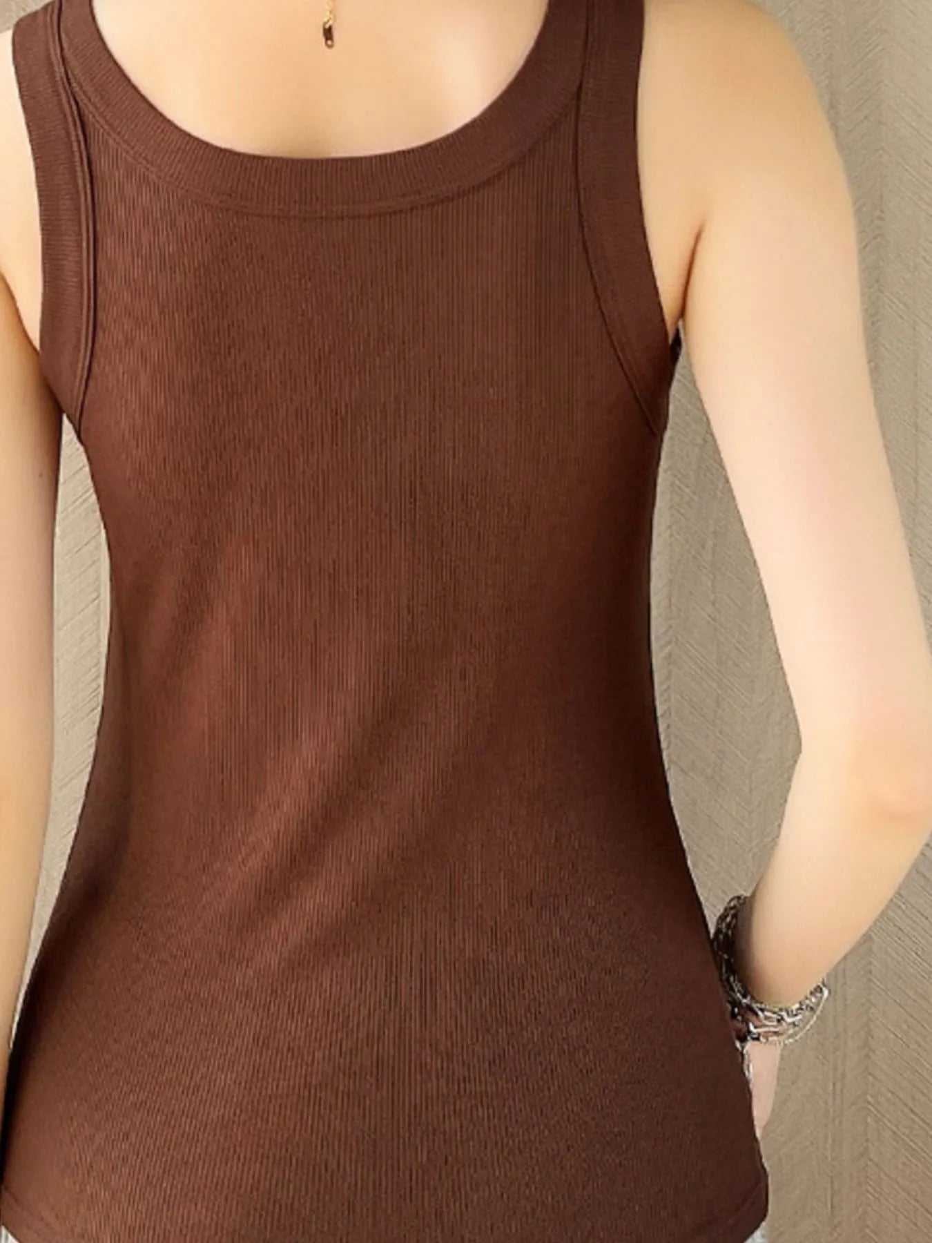 Scoop Neck Tank Top - Grace Beauty H&C