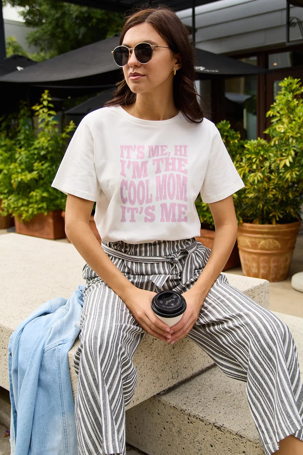 Simply Love Full Size IT'S ME,HI I'M THE COOL MOM IT'S ME Round Neck T-Shirt - Grace Beauty H&C