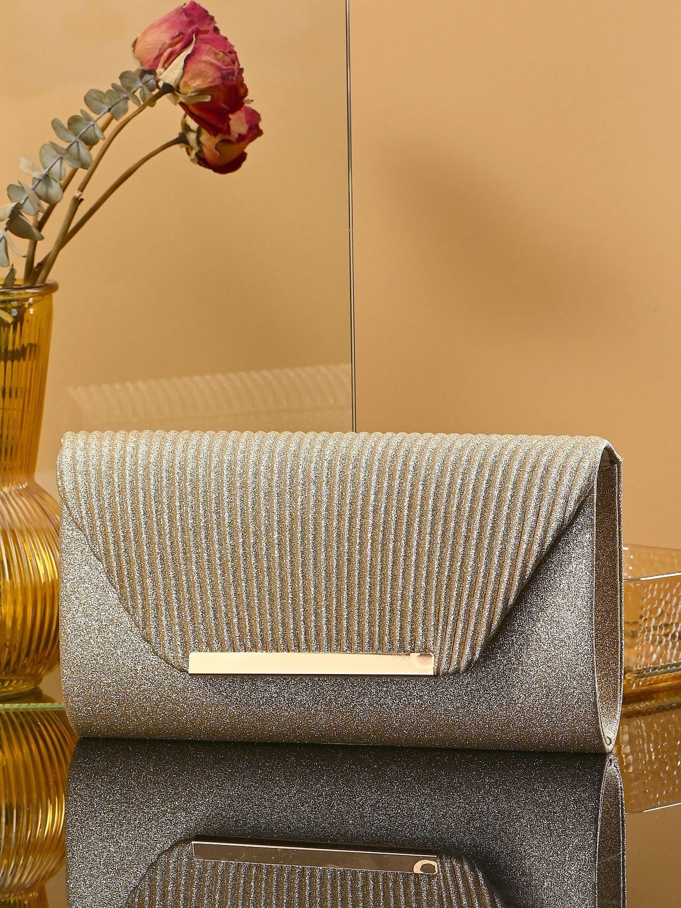 Metal Magnetic Buckle Portable Shell Pattern Chain Bag - Grace Beauty H&C