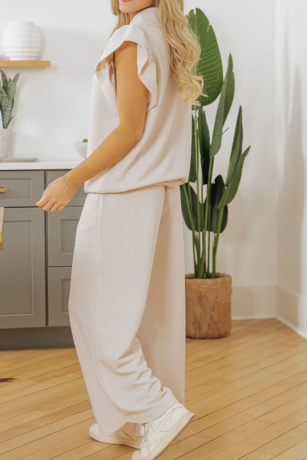 Textured Ruffled Sleeve Zipped Top and Wide Leg Pants Set - Grace Beauty H&C 