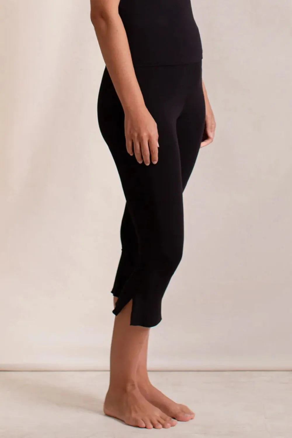 Side Slit Capris Leggings - Grace Beauty H&C 