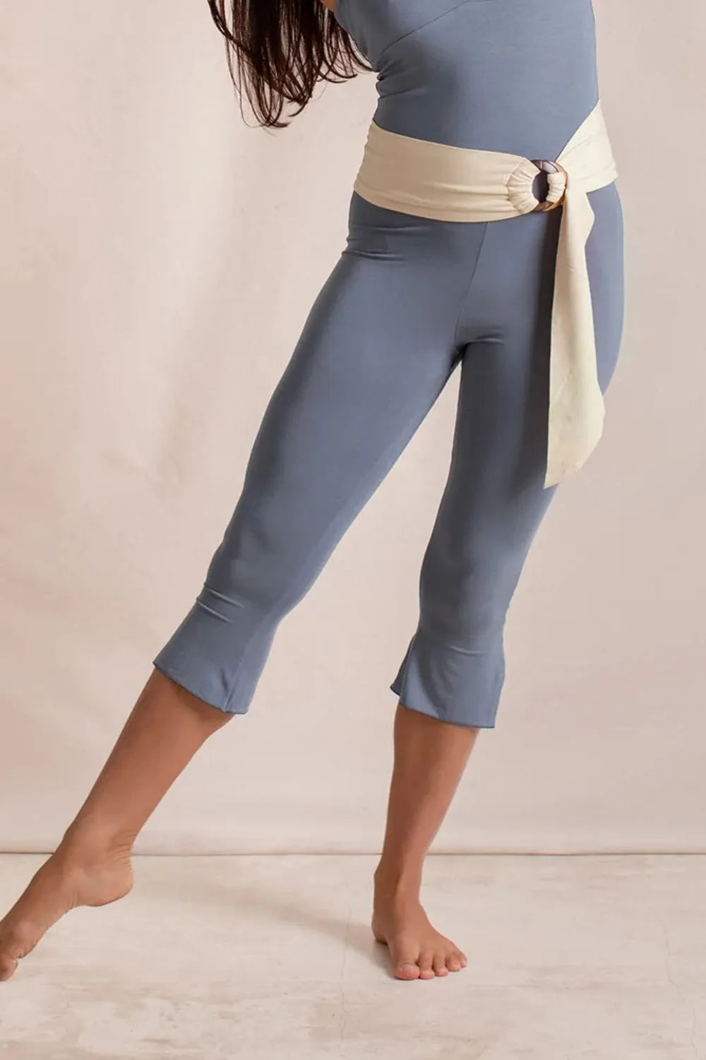 Side Slit Capris Leggings - Grace Beauty H&C 