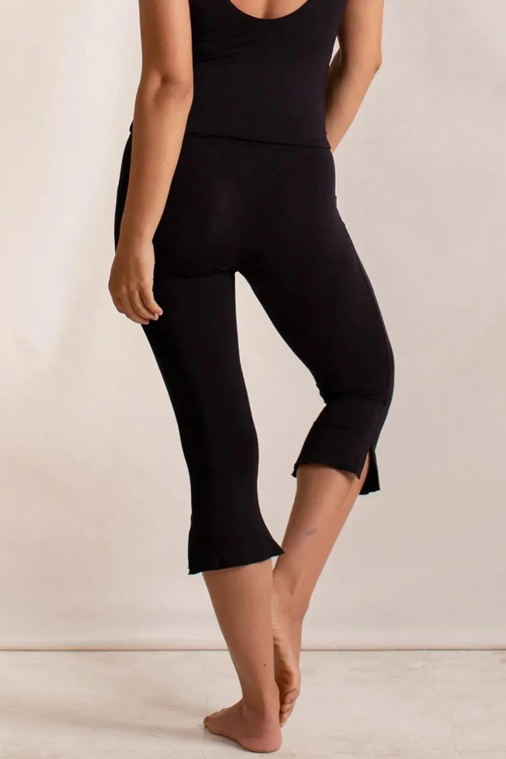 Side Slit Capris Leggings - Grace Beauty H&C 