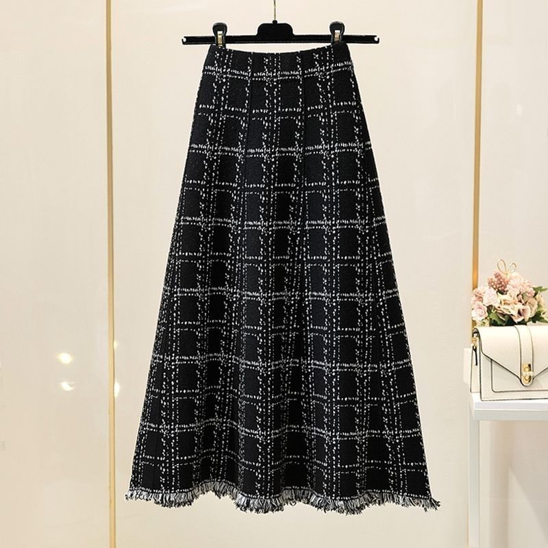 Fringed checkered skirt for women, high-waisted umbrella skirt for autumn and winter, elegant mid-length A-line knitted large hem skirt, versatile and slimming - Grace Beauty H&C 