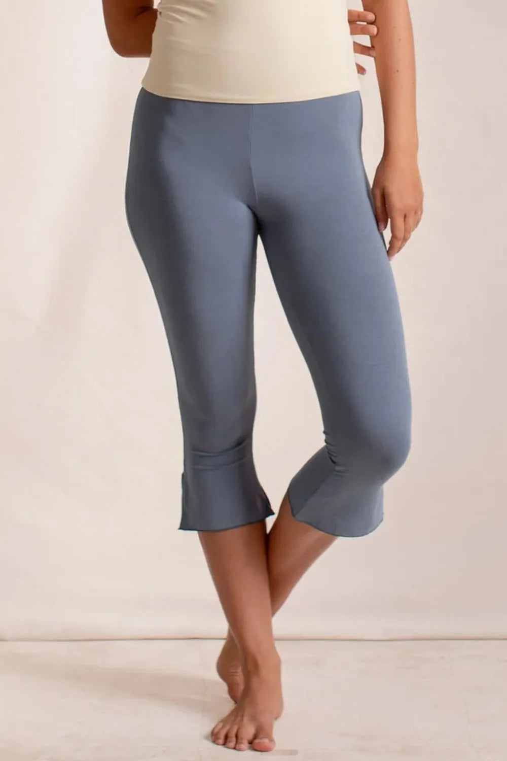 Side Slit Capris Leggings - Grace Beauty H&C 