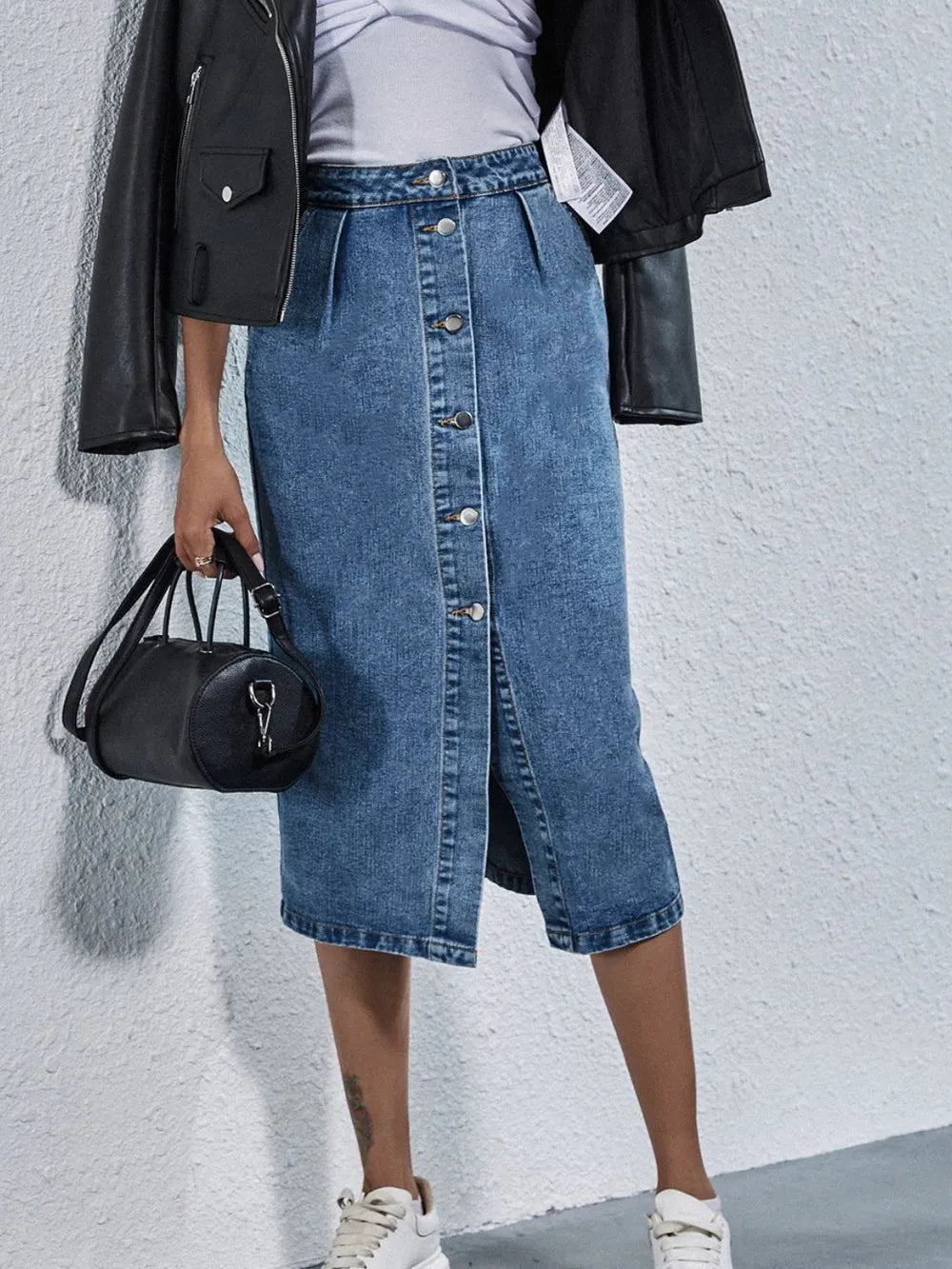 Buttoned Denim Skirt with Pockets – Classic A-Line Jean Skirt - Grace Beauty H&C 
