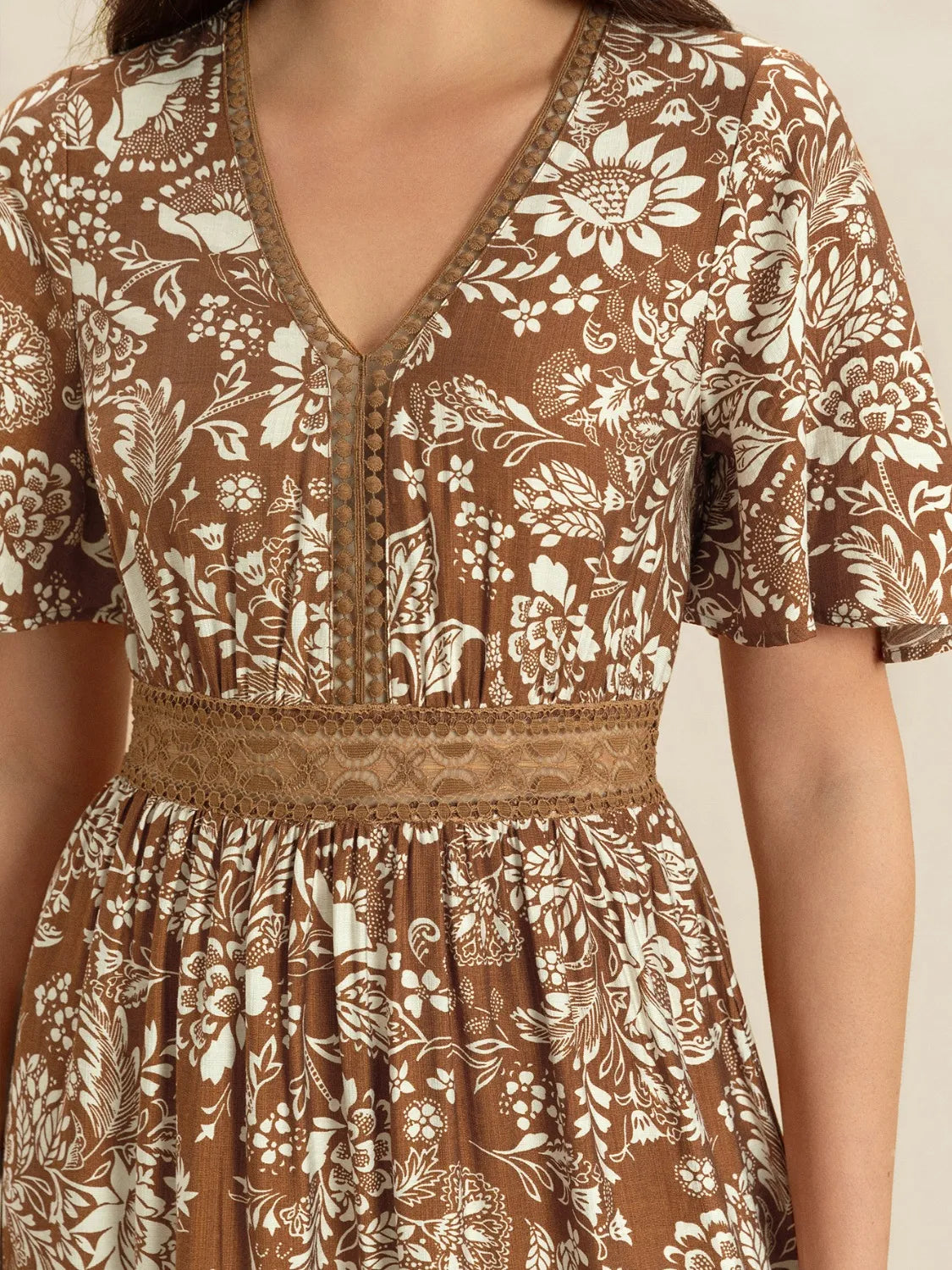 Lace Detail Printed Short Sleeve Midi Dress - Grace Beauty H&C 