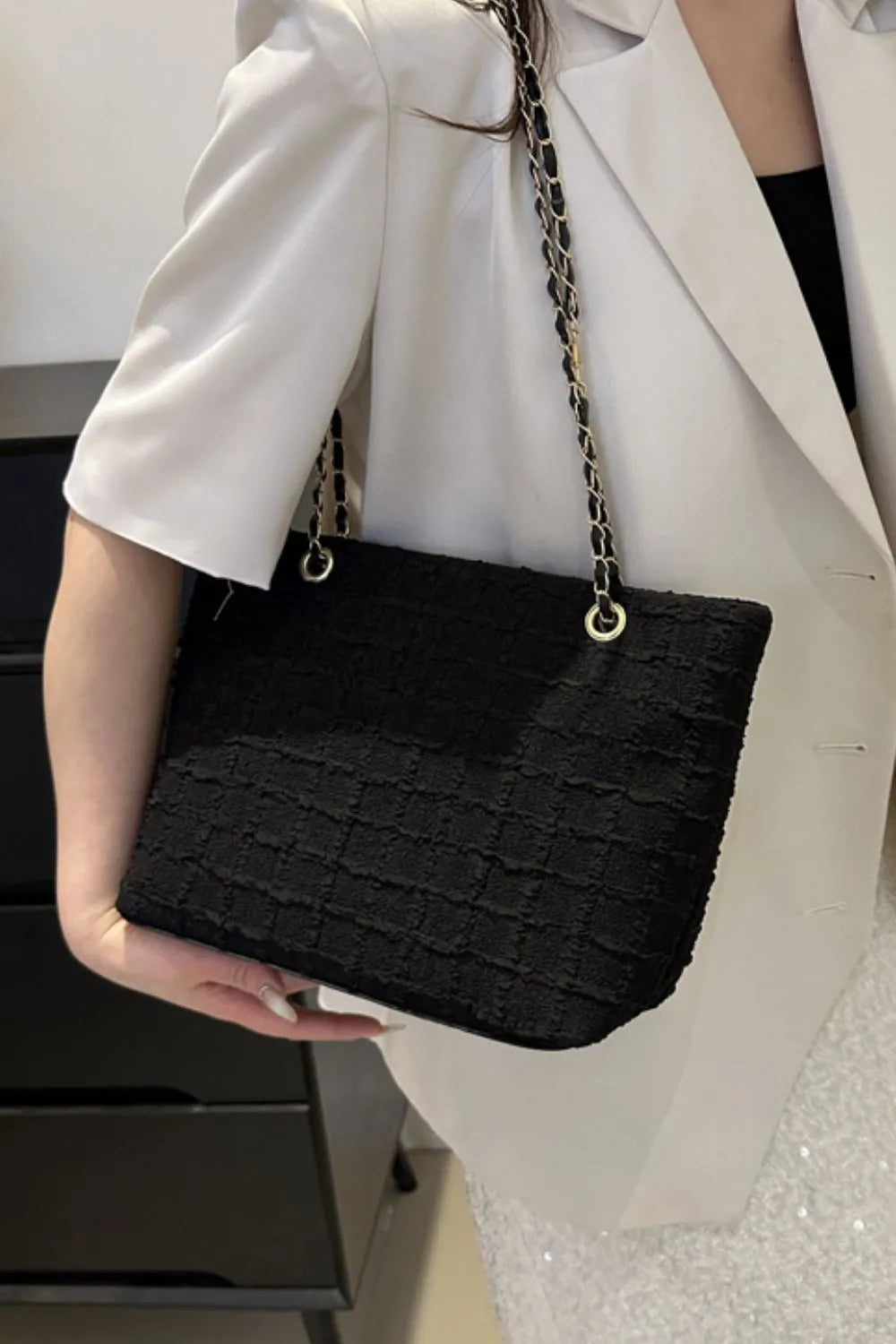Polyester Texture Chain Tote Bag – Stylish Shoulder Handbag - Grace Beauty H&C 