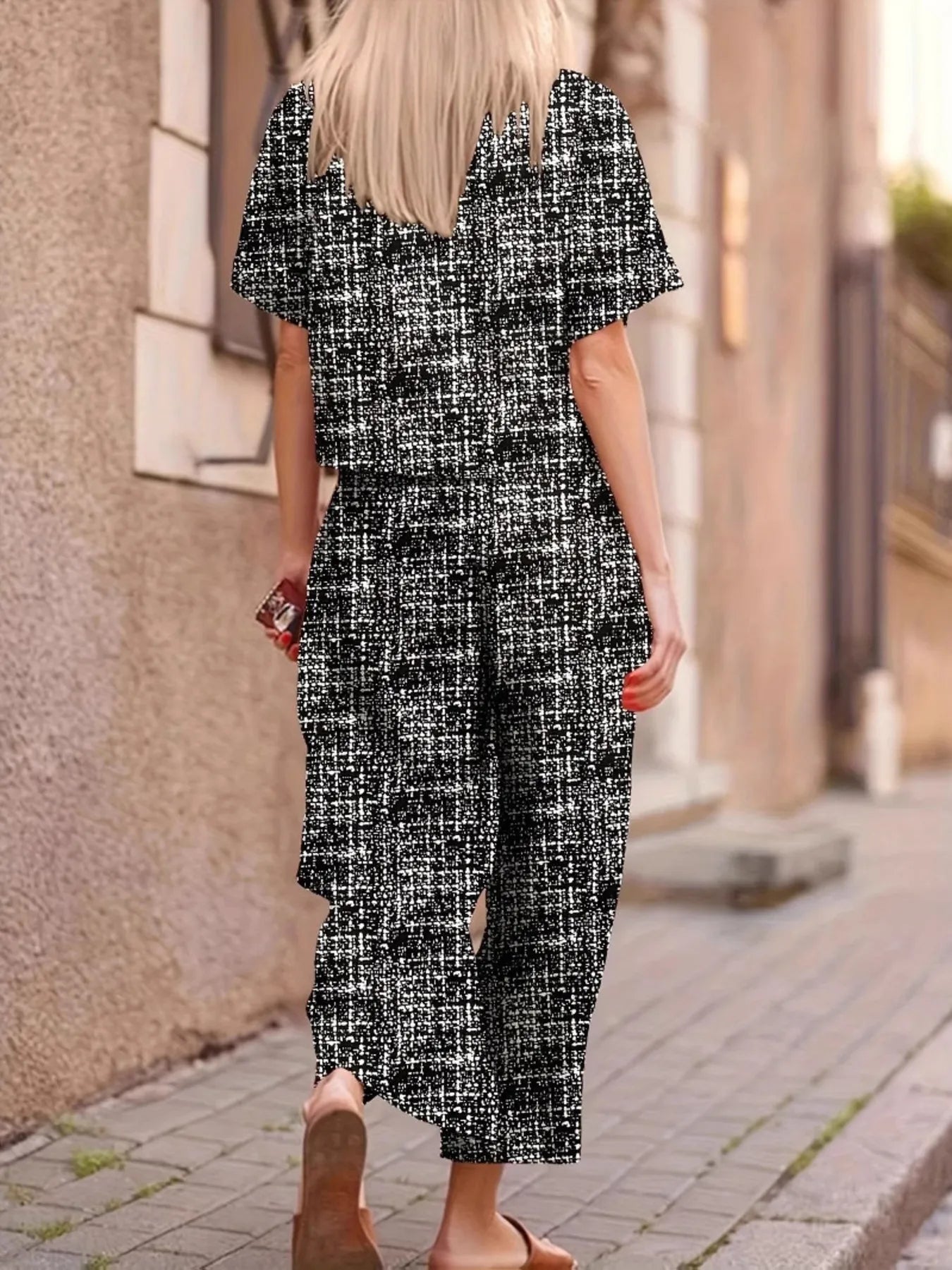 Round Neck Short Sleeve Top and Pants Set - Grace Beauty H&C 