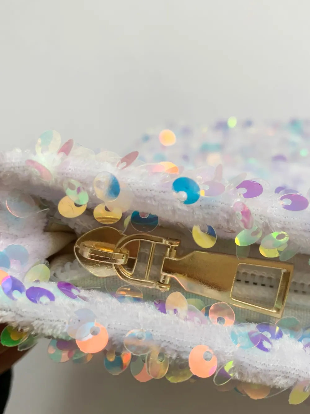 Sequin Clutch with Zipper - Grace Beauty H&C 