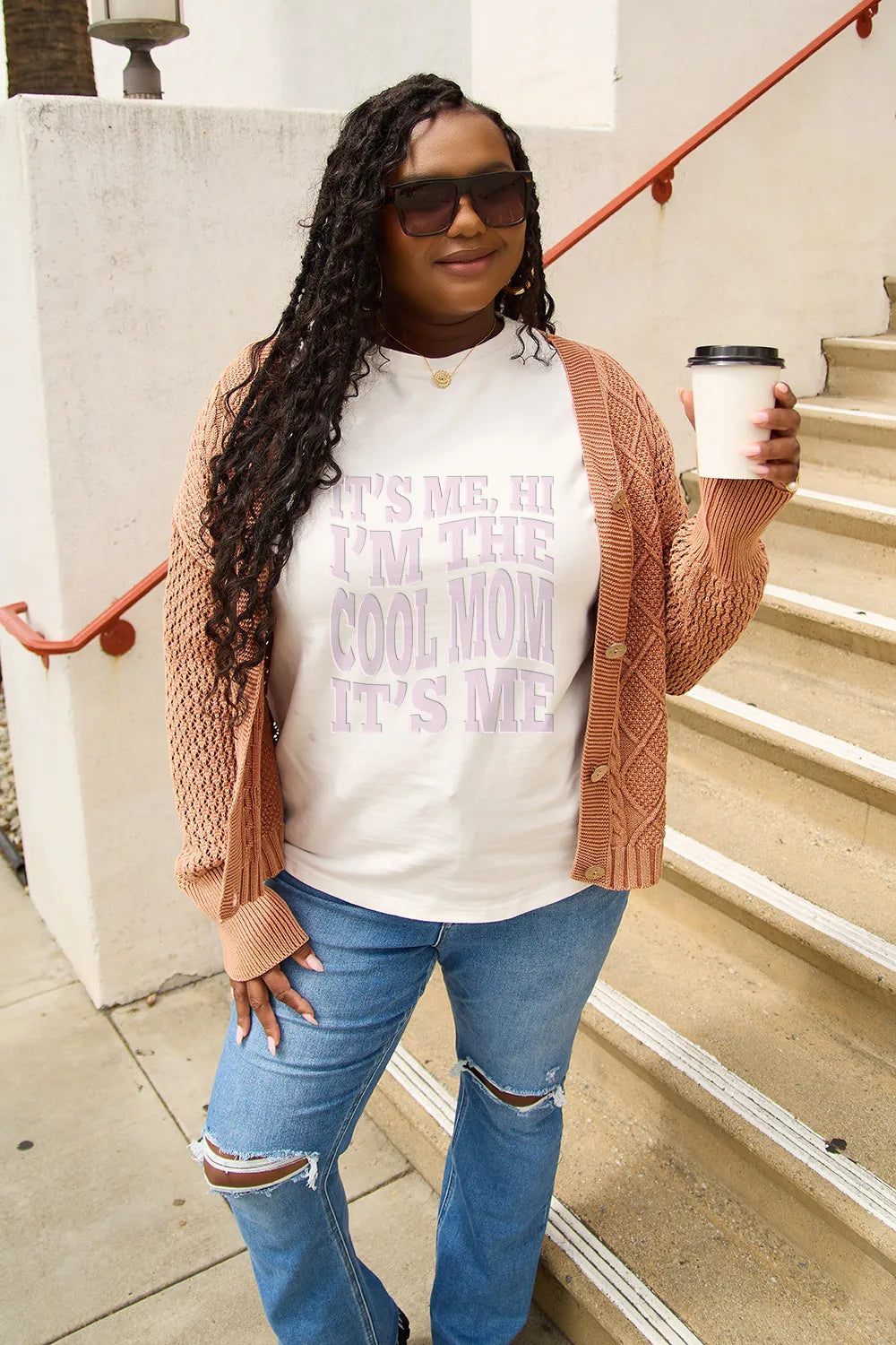 Simply Love Full Size IT'S ME,HI I'M THE COOL MOM IT'S ME Round Neck T-Shirt - Grace Beauty H&C 