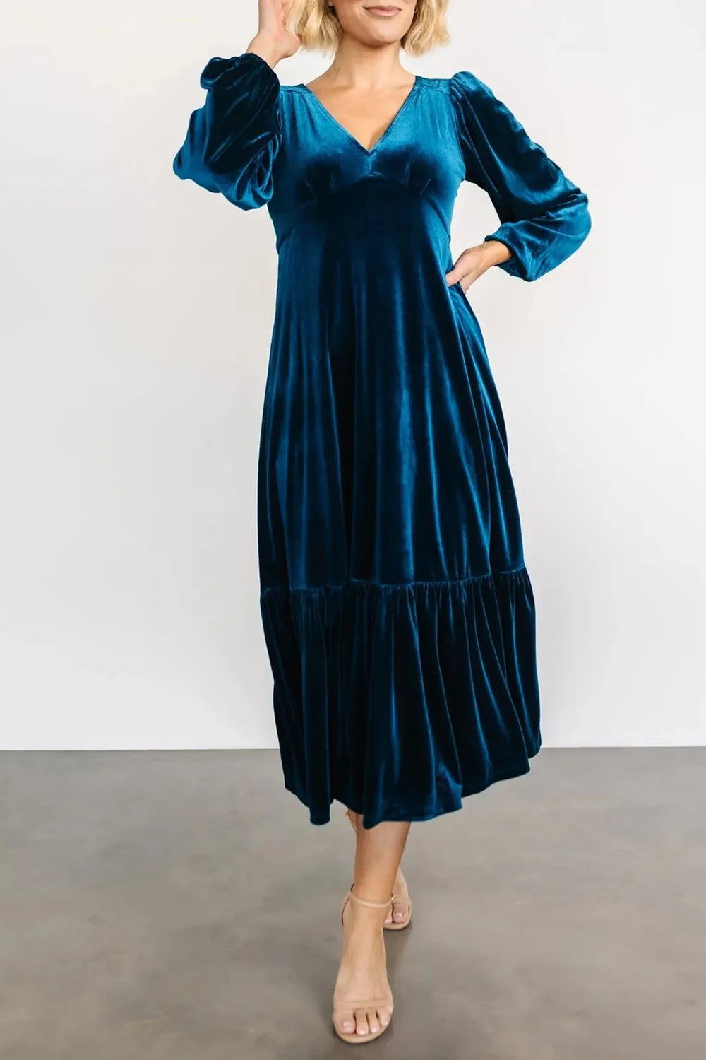 V-Neck Long Sleeve Midi Velvet Dress - Grace Beauty H&C 