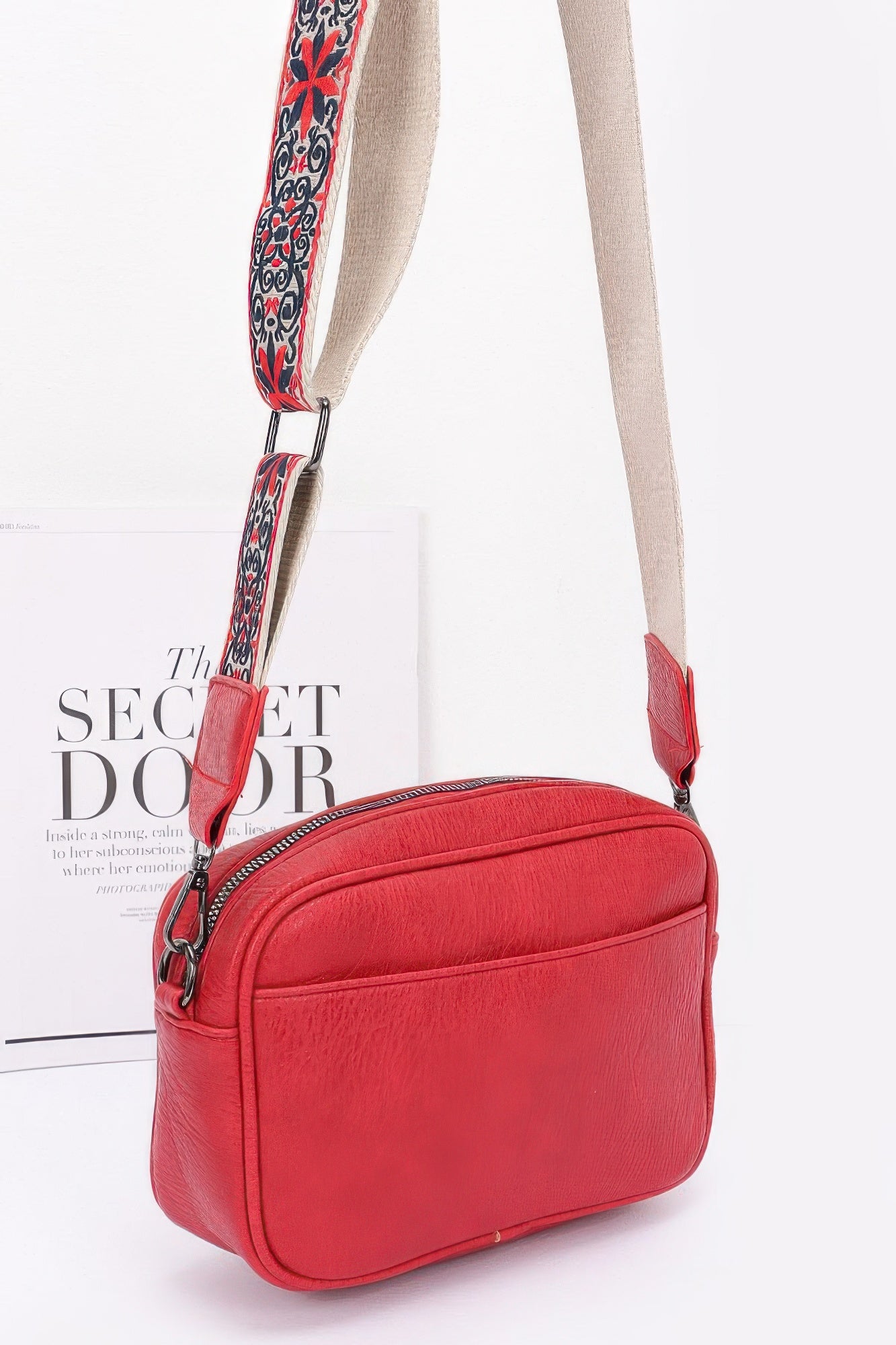 Faux Leather Camera Bag W/multi Color Strap - Grace Beauty H&C 