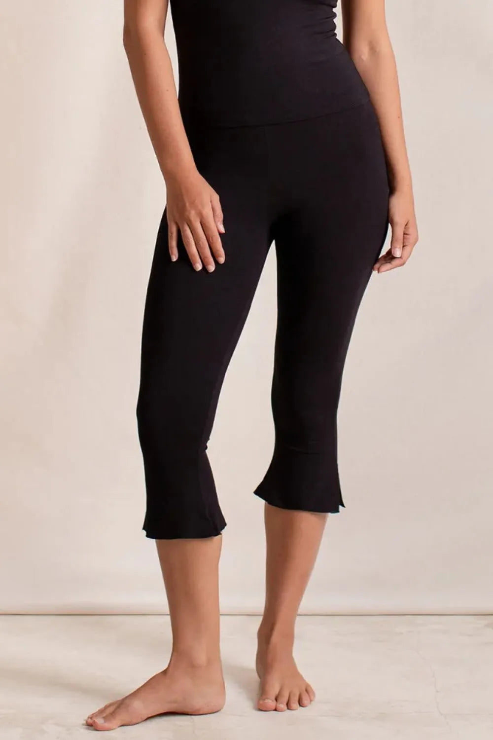 Side Slit Capris Leggings - Grace Beauty H&C 