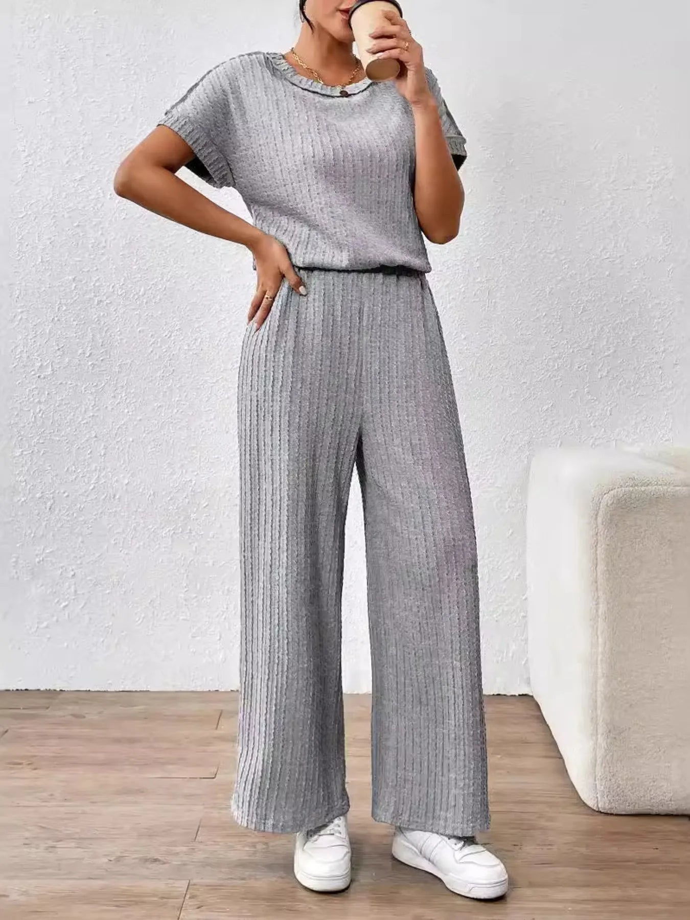 Round Neck Short Sleeve Top and Pants Set - Grace Beauty H&C 