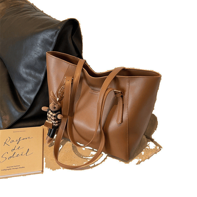 Large Capacity Women's All-match Simple Class Commuter Shoulder Bag - Grace Beauty H&C 